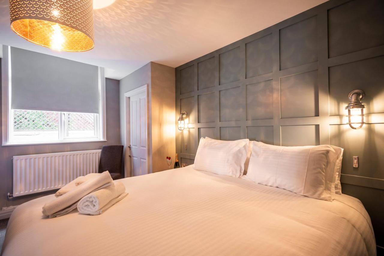 3 -Min Walk To Southport Pier & Beach Fast Wi-Fi & Perfect Getaway Exterior photo