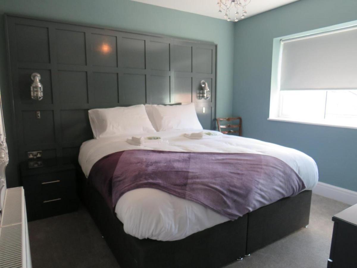 3 -Min Walk To Southport Pier & Beach Fast Wi-Fi & Perfect Getaway Exterior photo