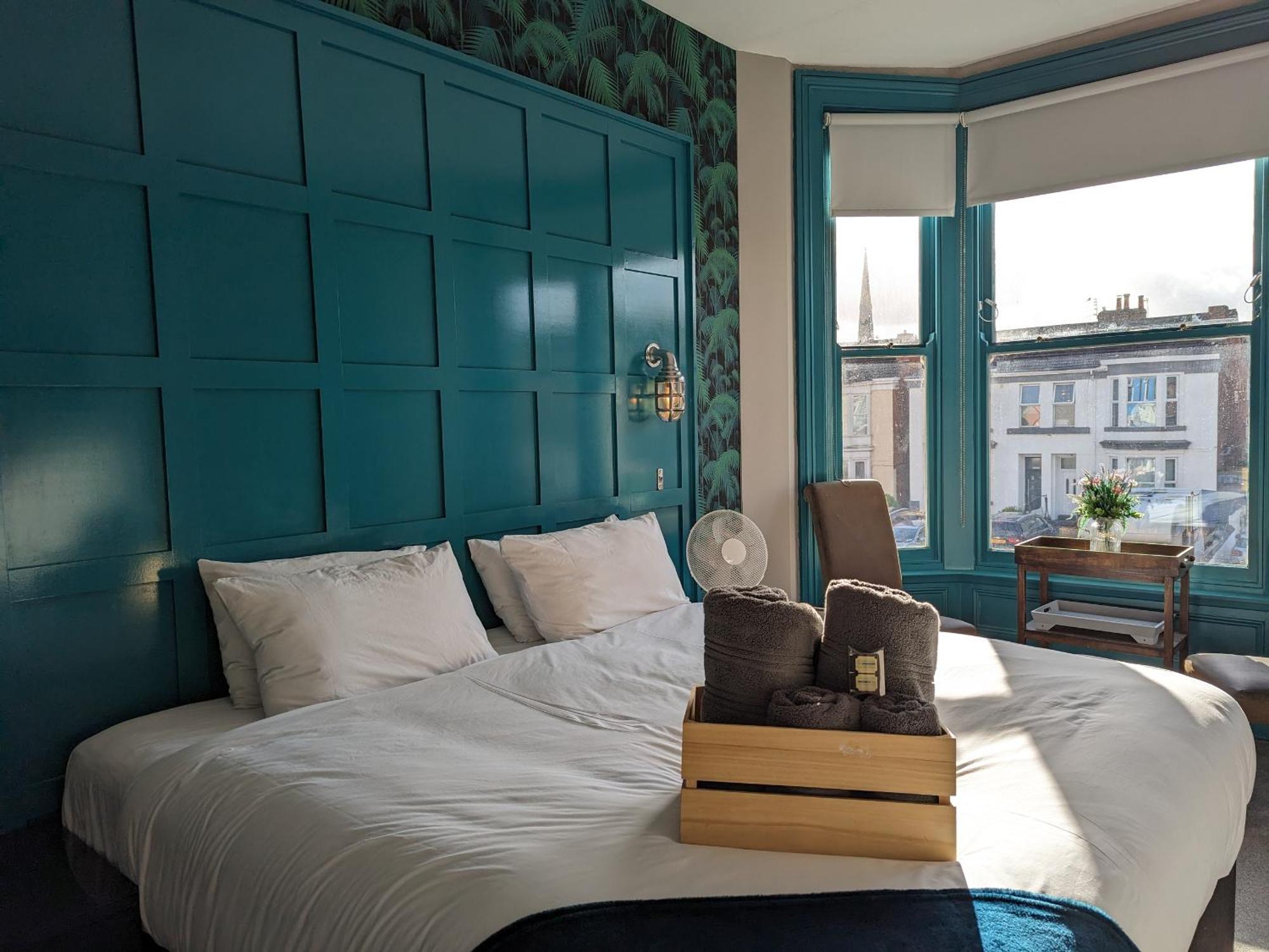 3 -Min Walk To Southport Pier & Beach Fast Wi-Fi & Perfect Getaway Exterior photo