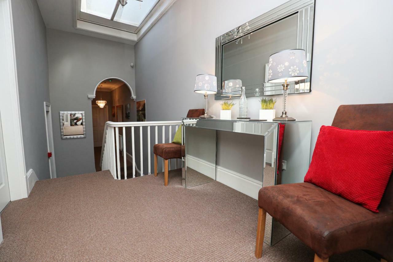 3 -Min Walk To Southport Pier & Beach Fast Wi-Fi & Perfect Getaway Exterior photo