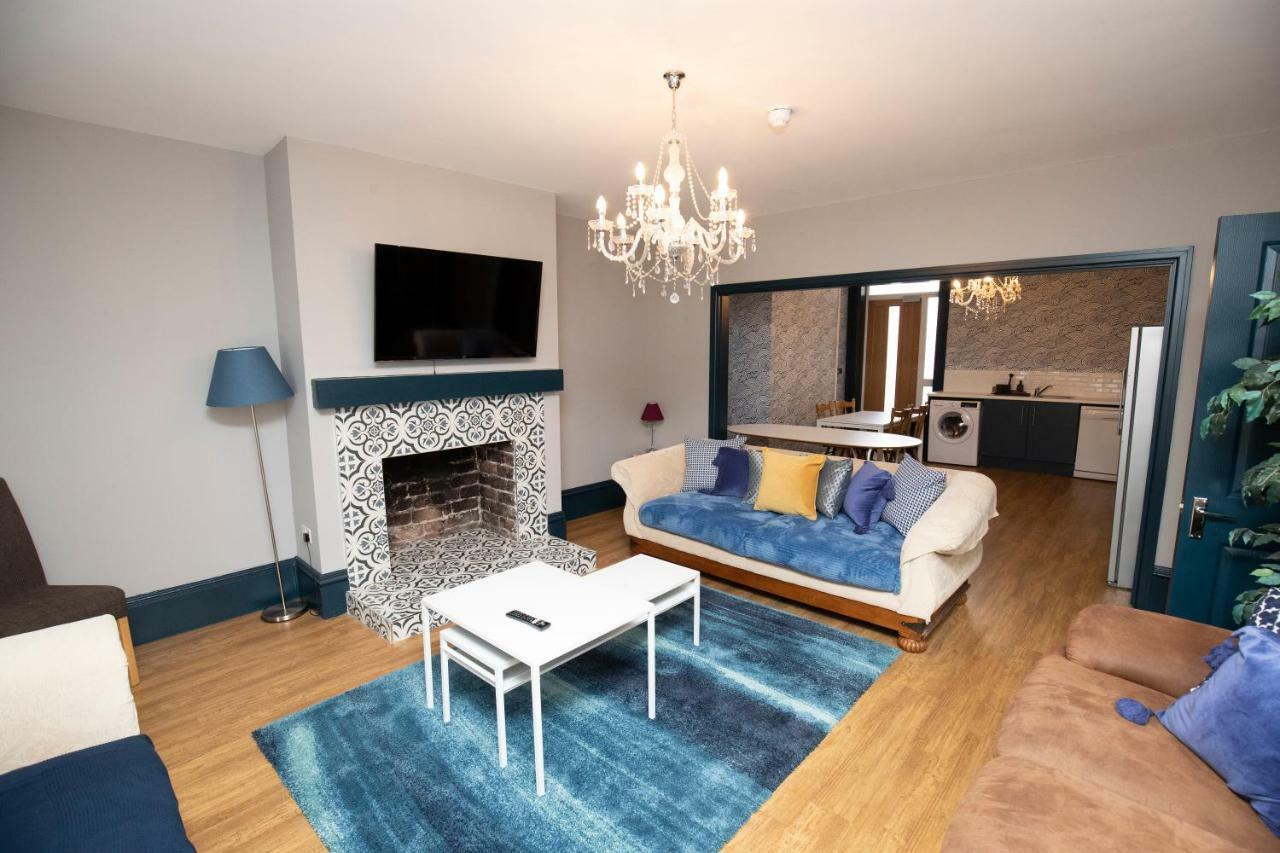 3 -Min Walk To Southport Pier & Beach Fast Wi-Fi & Perfect Getaway Exterior photo
